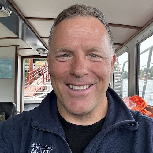 Scott a Skipper/Diver for West Coast Aquatics